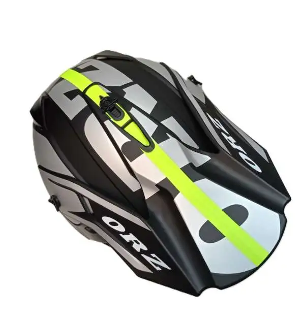 кросови каски